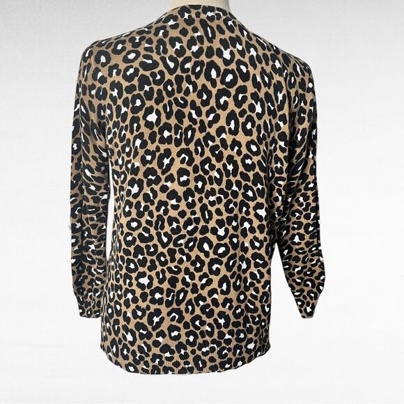 Michael Kors leopard print V-Neck Sweater Size Small - Picture 4 of 7